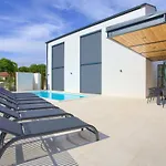 Casa Bela Willa *